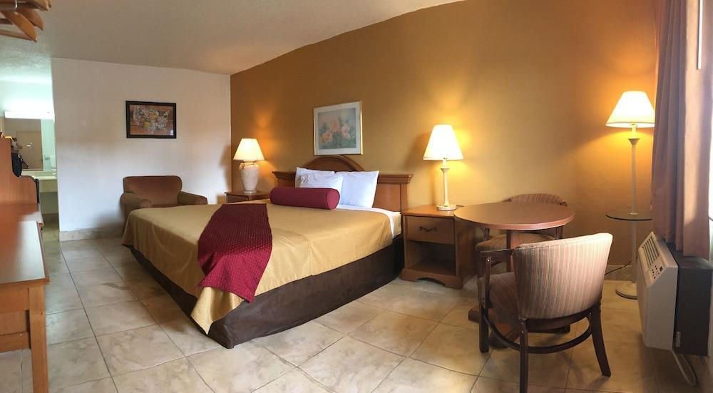 Econo Lodge North Норт-Форт-Майерс Экстерьер фото