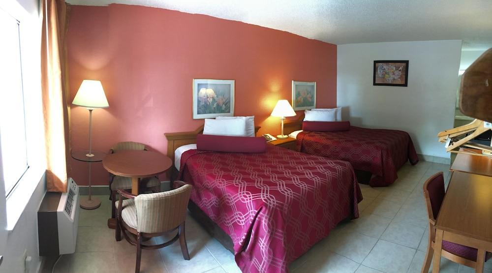 Econo Lodge North Норт-Форт-Майерс Экстерьер фото