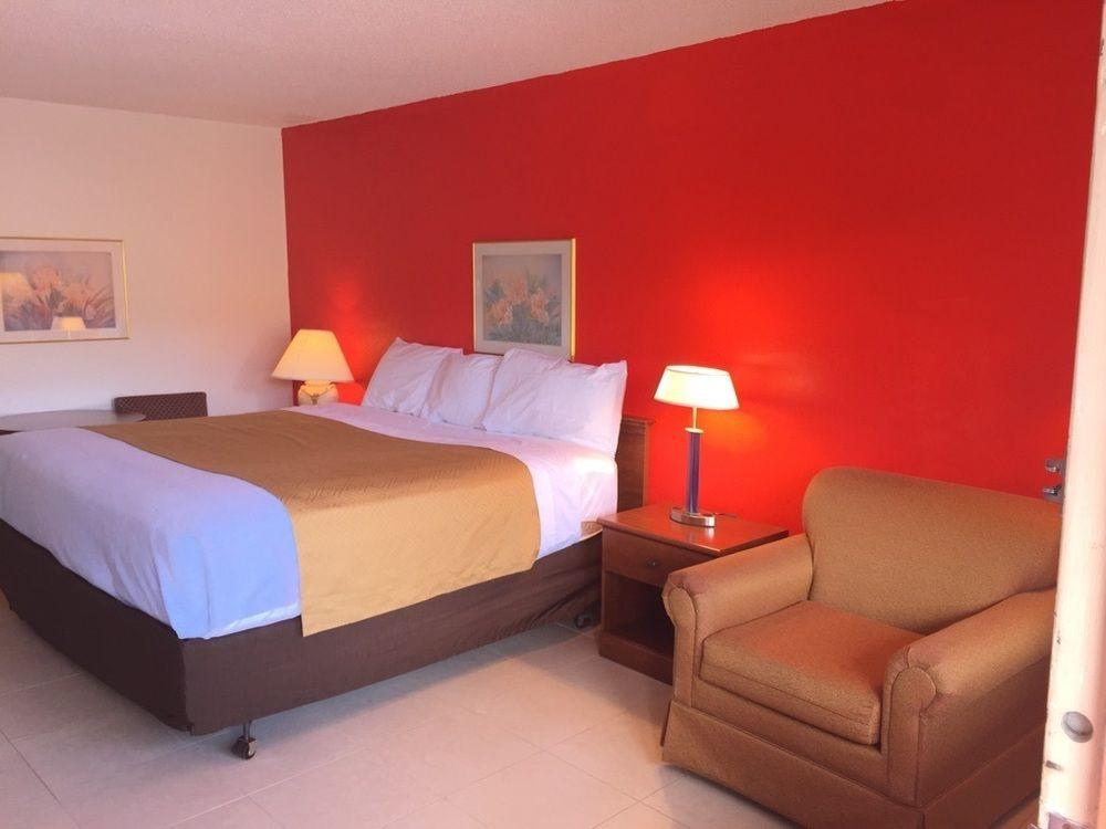 Econo Lodge North Норт-Форт-Майерс Экстерьер фото