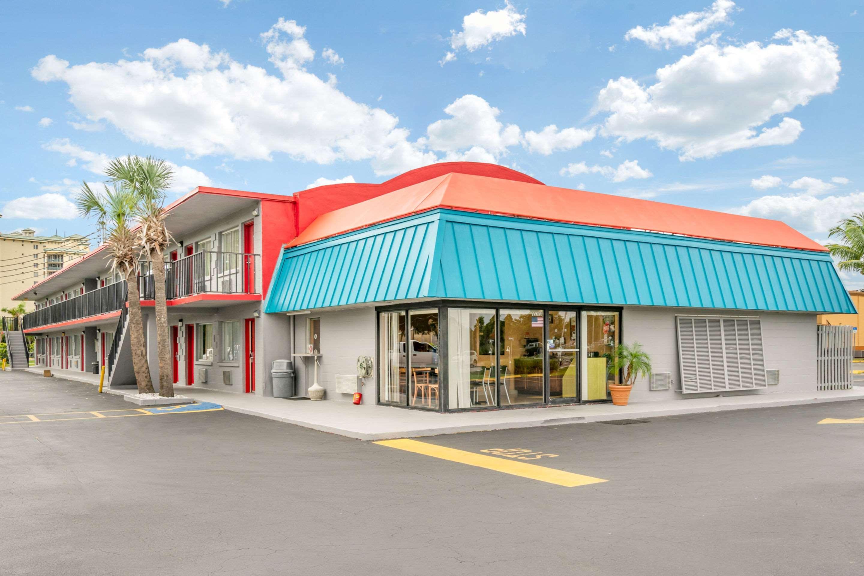 Econo Lodge North Норт-Форт-Майерс Экстерьер фото